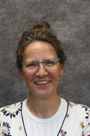 Image of Dionne Mast